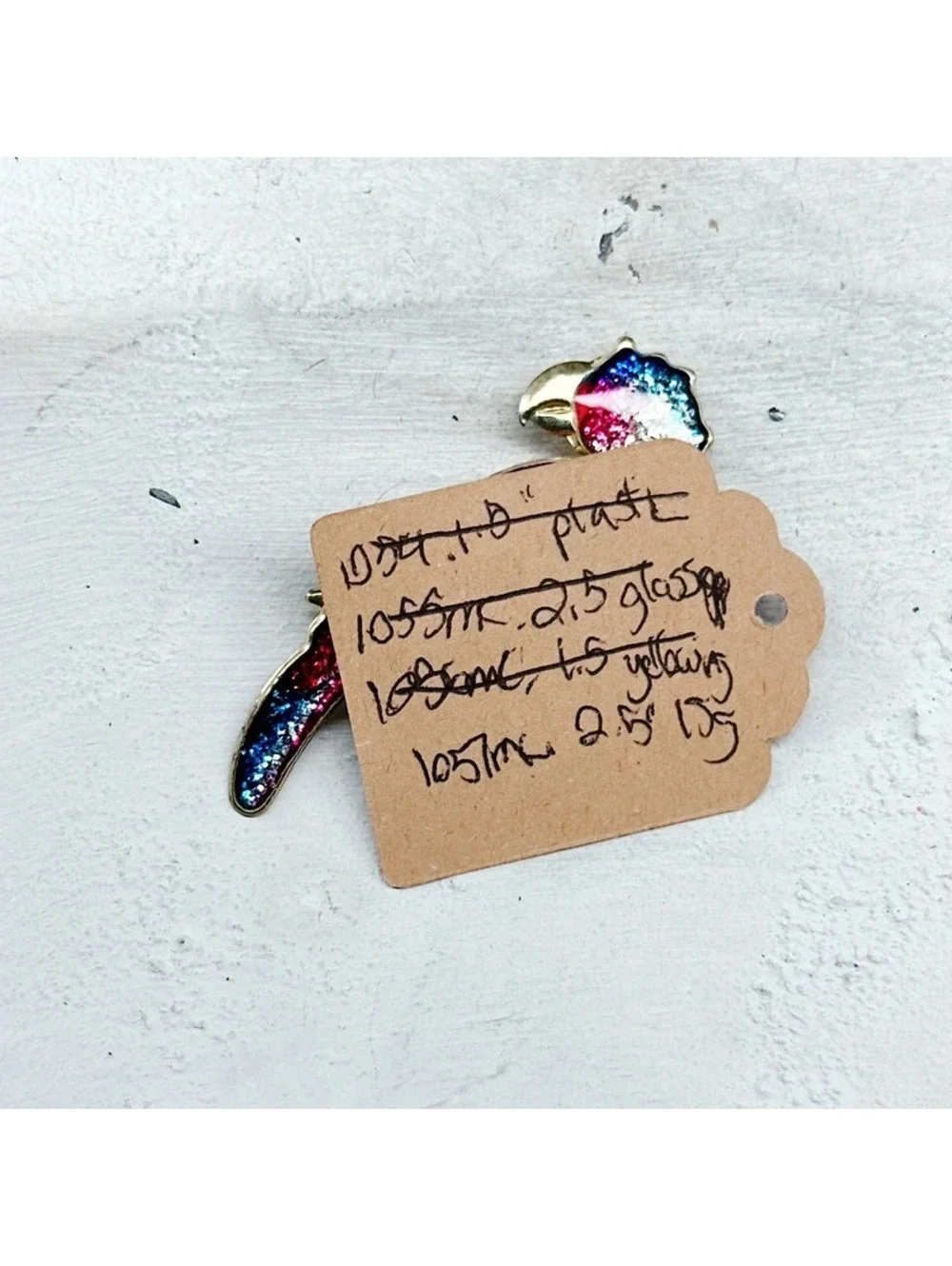1057mc. Glitter Bird Brooch Vintage